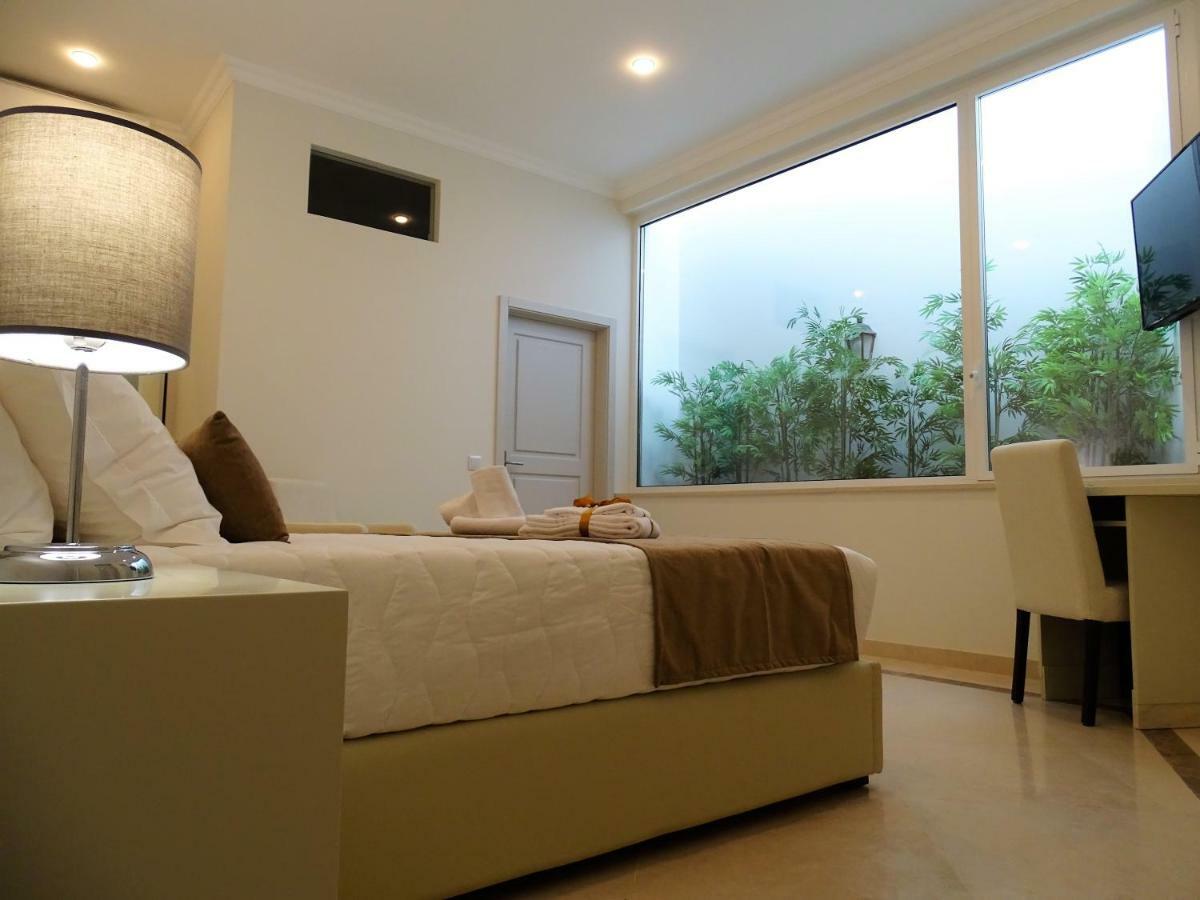Bowen, Luxury Suites ลากอส ภายนอก รูปภาพ