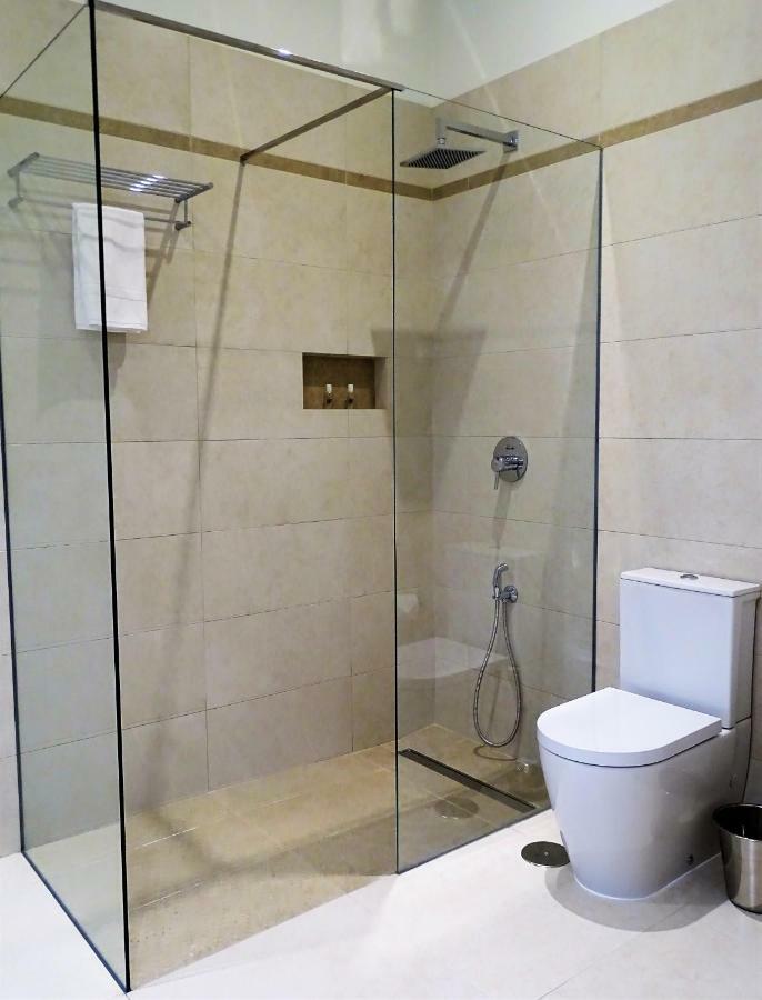 Bowen, Luxury Suites ลากอส ภายนอก รูปภาพ